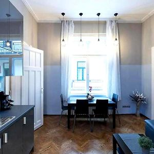 Vaci Street Apartments - Best Location In Budapest, Steps From The Danube